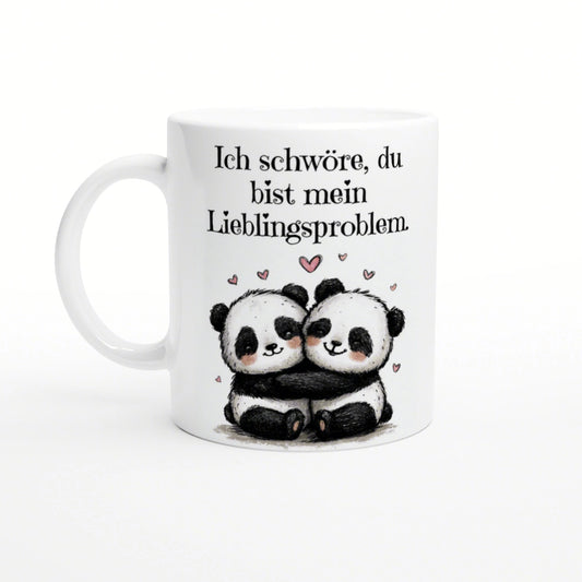 White mug with two hugging pandas and the German caption Ich schwöre, du bist mein Lieblingsproblem.